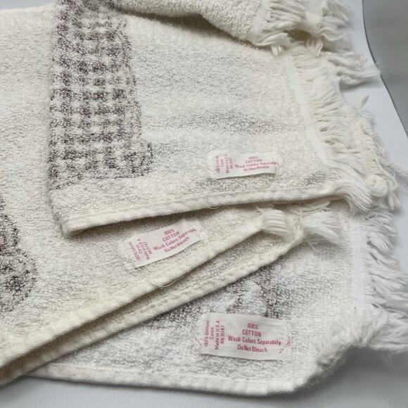 Vintage 70s MCM Flower Brown White Hand Towels Boho Groovy Fringe Set Of 3 - Picture 6 of 6